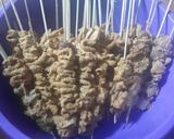 Foto langkah ke 6 dari resep 12. Sate Jeroan Rempah Kelapa dengan Bumbu Kacang.