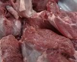 A picture of step 1 of Beef Nihari.