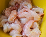 Foto del paso 1 de la receta: Camarones salteados con verduras