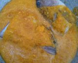 Foto langkah ke 5 dari resep Ikan kuah kuning pedas.