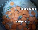 A picture of step 2 of Dafaffiyar shinkafa da kayan lambu.