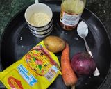 A picture of step 1 of Maggi kebab.
