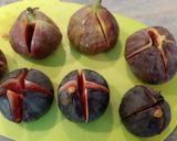 Une image de l'étape 1 de Figues rôties à la tomme de brebis et miel.