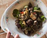 รูปขั้นตอนการทำที่ 4 ของ คั่วแห้งเครื่องในไก่น้ำปลาร้า