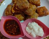 Foto langkah ke 7 dari resep Lumpia ayam udang kulit tahu.