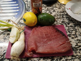 Tartar de atún, aguacate y mango