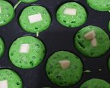 Foto langkah ke 3 dari resep Kue cubit Pandan.