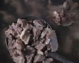 Foto langkah ke 1 dari resep Sop Daging kaya rempah.