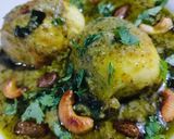 A picture of step 7 of Hariyali Egg Curry.