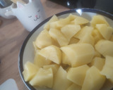Foto del paso 2 de la receta: Rico guiso de patatas con seitán (V) 🐖💜🌱