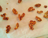 Foto del paso 4 de la receta: Ensalada tibia de rúcula con queso y nueces