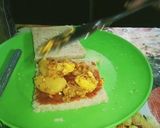A picture of step 1 of Air Fryer Egg Bread Pizza.