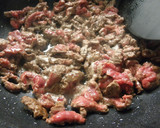 Foto del paso 3 de la receta: Empanadas criollas de carne cortada a cuchillo
