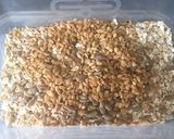 A picture of step 1 of Prepare ahead with overnight oats!.