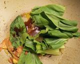 Foto langkah ke 5 dari resep Cah Pokcoy Wortel Tahu.