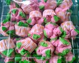 Foto langkah ke 7 dari resep Bolu kukus semangka.