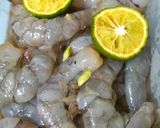 Foto langkah ke 2 dari resep Vietnam spring roll isian udang rebus.