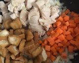Foto langkah ke 2 dari resep Bakmoy ayam tahu wortel enak super simpel.