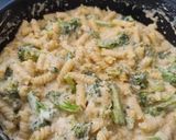 Sajtkrémes, brokkolis tészta 🧀🥦 recept fázis 4 fotója