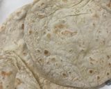 A picture of step 1 of Turkey Tortilla Rolls In Indian Style.