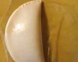 A picture of step 3 of Strawberry Jam Empanadas.