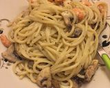 Foto langkah ke 9 dari resep Sphagetti Mushroom Cream Sauce with Shrimp 🍤.