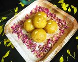 A picture of step 5 of Motichoor (with suji) laddu.