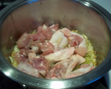 Foto del paso 3 de la receta: Potaje de cerdo, pollo y alcachofas