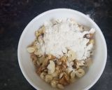 A picture of step 6 of Apple Cake twisted garnishing with milkmaid and honey.