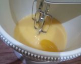 Foto langkah ke 2 dari resep • Es Cream Rumahan Sederhana.