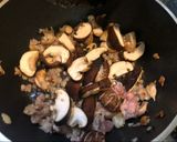 รูปขั้นตอนการทำที่ 1 ของ ข้าวต้มหมูสับเห็ดหอม
