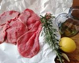 A picture of step 1 of Beef Strips with Rosemary and Lemon.