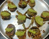 A picture of step 2 of Patra Aluvadi Bhel.