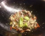 Foto langkah ke 2 dari resep Tumis cumi asin.