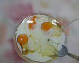 Foto del paso 1 de la receta: Bizcocho de yogurt con bolitas chocolateadas
