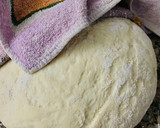 Foto del paso 2 de la receta: 🥟CALZONE🥟 DE PUERROS 🧀QUESO🧀 Y 🍖 JAMÓN🍖 (masa casera) 😋