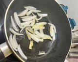 洋蔥湯的食譜步驟1照片