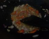 Foto langkah ke 3 dari resep Tumis kerang telur puyuh bunga bawang.