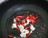 Foto langkah ke 3 dari resep Tumis labu siam sederhana.