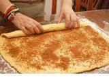 سينابون رول