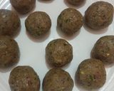 A picture of step 2 of Mutton Kofta curry.