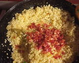 Foto del paso 2 de la receta: Arroz con taquitos de jamón serrano y cúrcuma