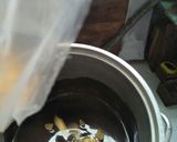 Foto langkah ke 2 dari resep Coklat cornflakes.