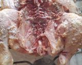 Foto del paso 3 de la receta: Pollo a la mostaza y vino en cocción lenta con papa y cebolla