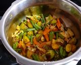 ઊંધિયું (Undhiyu Recipe In Gujarati) રેસીપી સ્ટેપ2ફોટો