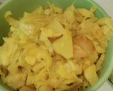 A picture of step 4 of Cabbage Curry.