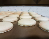 Foto del paso 20 de la receta: Macarons diablillos con relleno de crema de frambuesa!!!