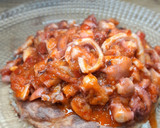 Foto del paso 10 de la receta: Tortitas de pulpo en su salsa