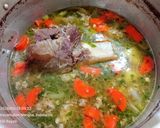 Foto langkah ke 6 dari resep Soup Tulang Sapi.