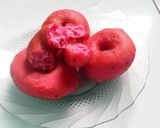 Foto langkah ke 4 dari resep Donat Buah Naga.